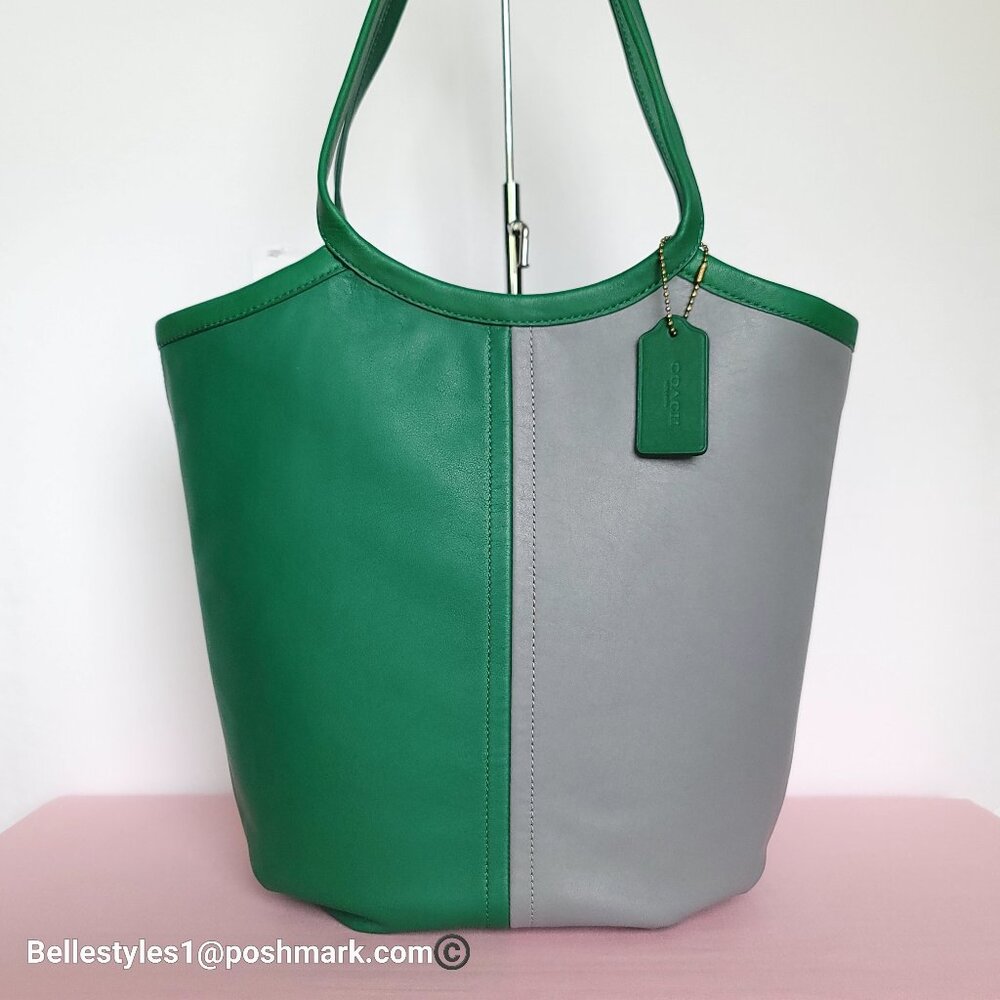 COACH Bea Colorblocked Smooth Leather Large Tote -Green Granite multi color ⭐